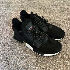 Adidas NMD R1 V2